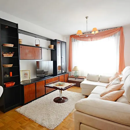 Appartamento Piso Centrico Con 2 Plazas De Garaje En Vilagarcia